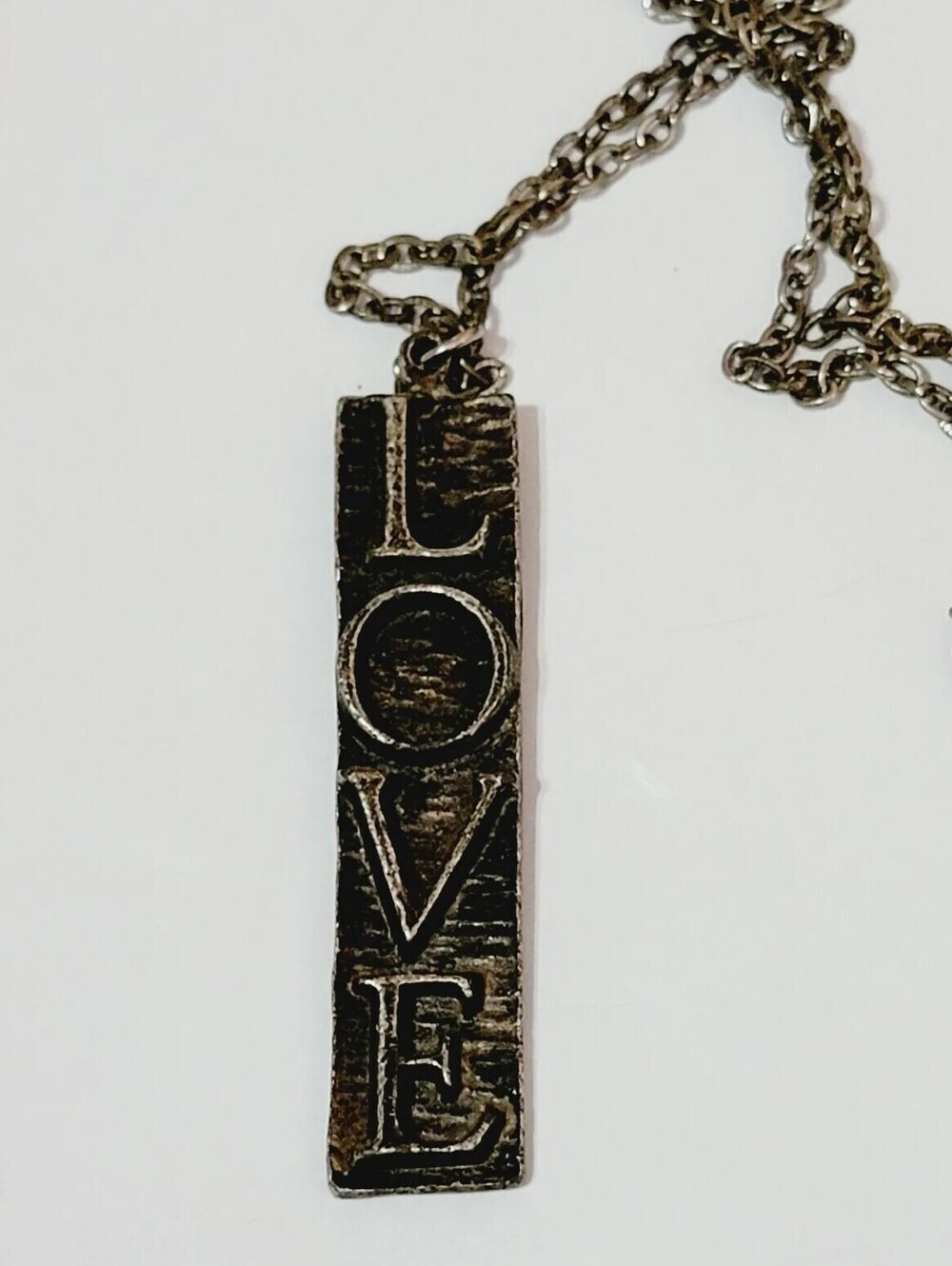 Vintage LOVE Pendant Necklace Pewter-tone‎ Boho Jewelry sn01-4